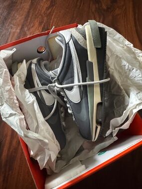 Nike zoom cortez Gray and White Retro-Style Casual Sneakers